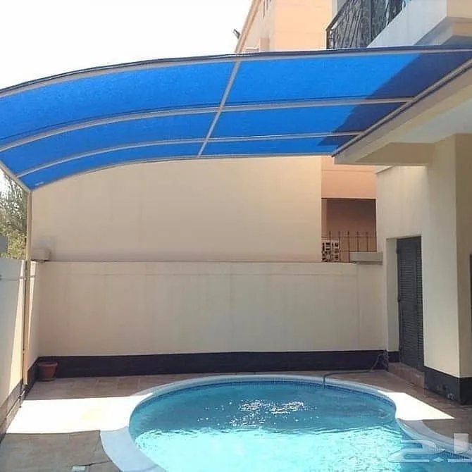 مظلات مسابح PVC وفلين وخشب صناعي – أيها أنسب لك؟ الرياض