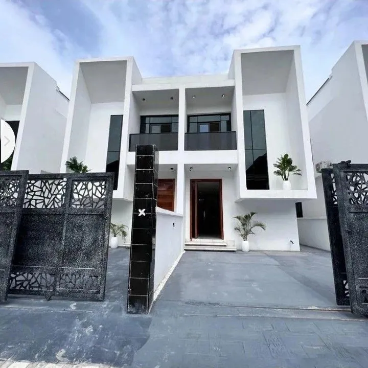 دهان واجهات فلل    - أفضل أنواع الدهانات الخارجية الرياض