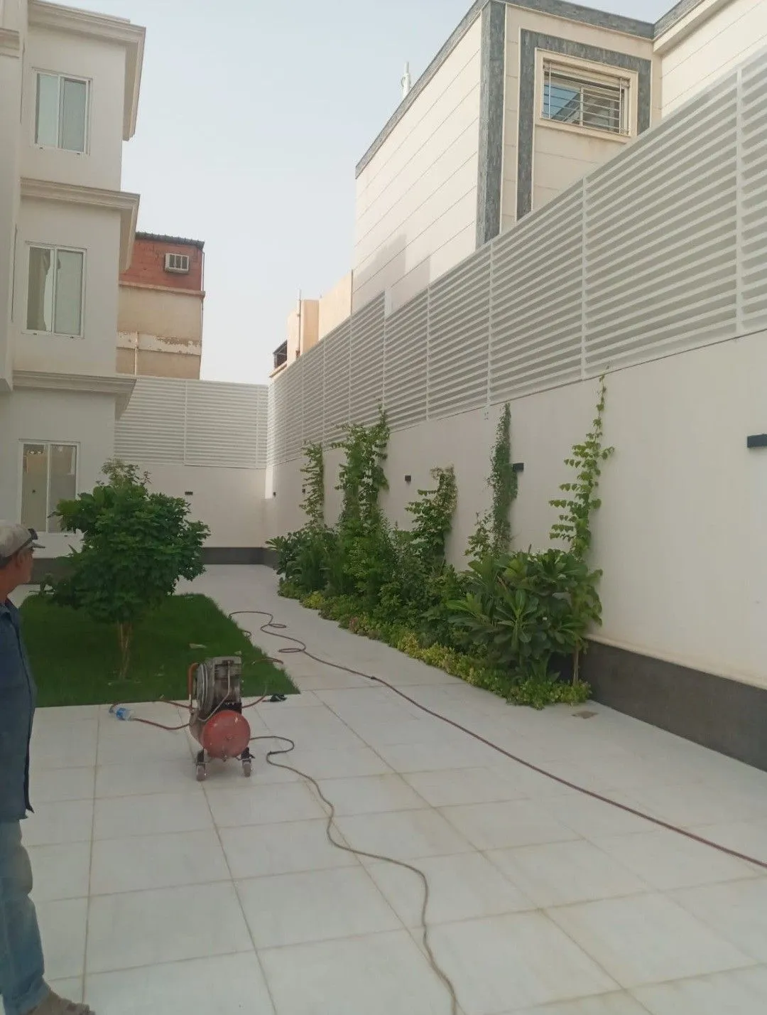 سواتر حديدية بالرياض حماية ومظهر أنيق للمنازل والحدائق