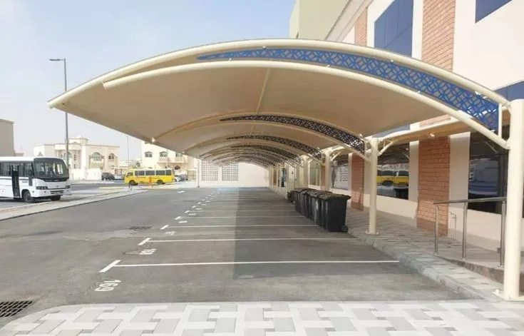 مظلات سيارات بالرياض – الأنواع والأسعار وخيارات التركيب 2025