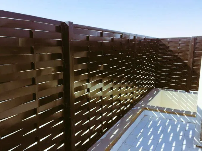 تركيب سواتر مداخل واسطح بالرياض – بتصميم وعزل مثالي للحرارة