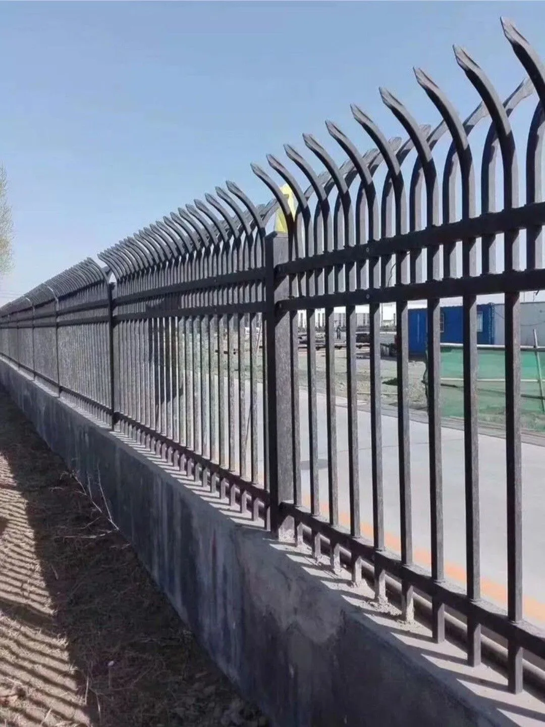 معلم سواتر بالرياض – خبرة في تنفيذ أحدث التصاميم بسعر مخفض