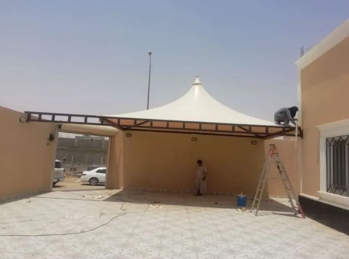 مظلات هرمية بسعر مناسب بالرياض – خامات قوية وعروض منافسة