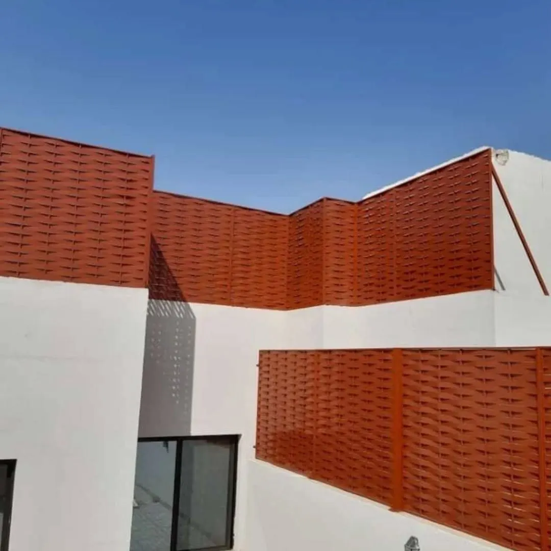 سواتر أسطح بالرياض – تغطية متينه للمكيفات والخزانات