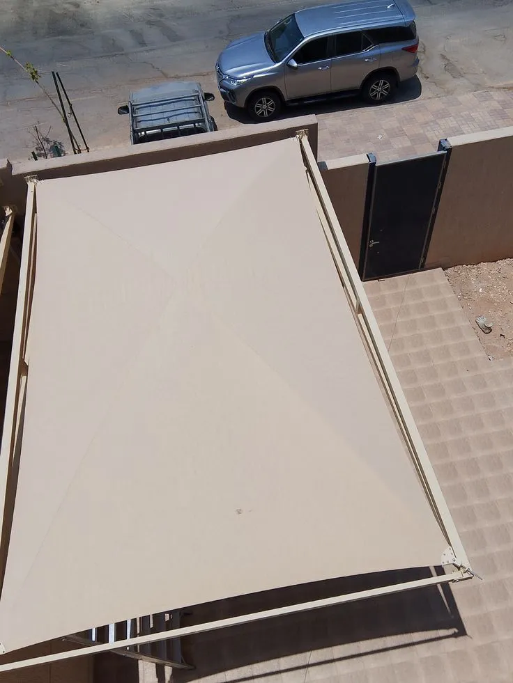 مظلات شد إنشائي في الرياض – تركيب سريع وفني متخصص