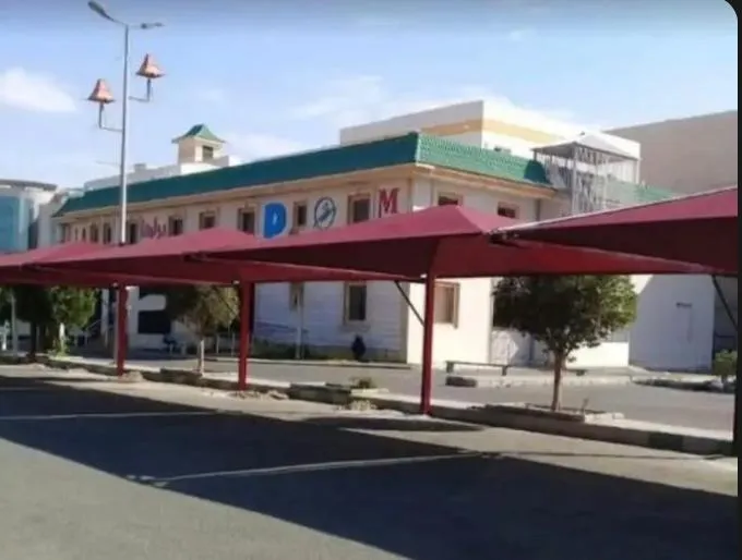 مظلات  موردن  شمال  الرياض