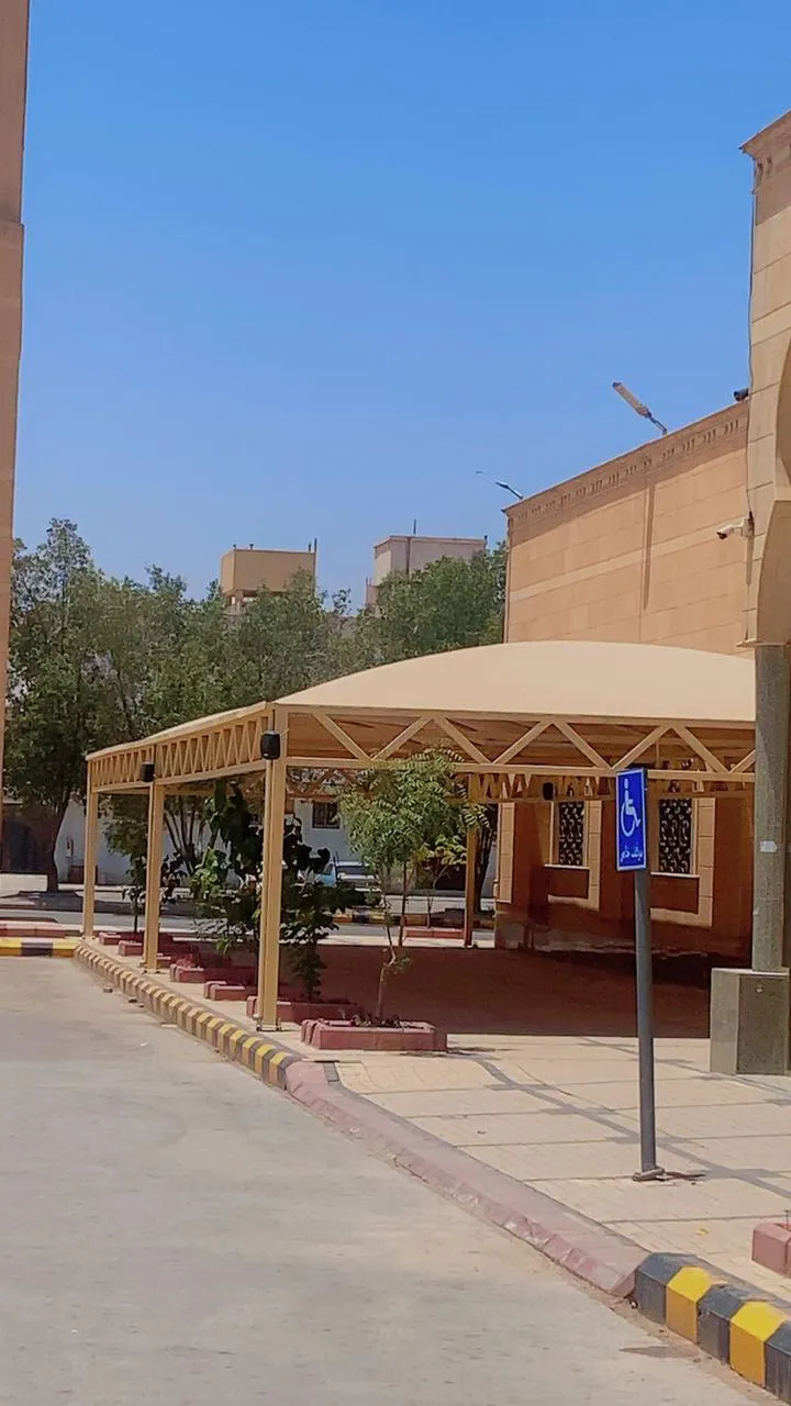 مظلات  موردن  شمال  الرياض